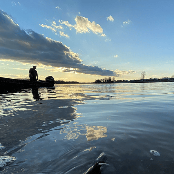 Hardin County fishing in the river